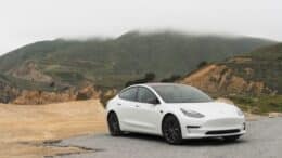Elon Musk Avslutter Hele Supercharger-avdelingen i Tesla